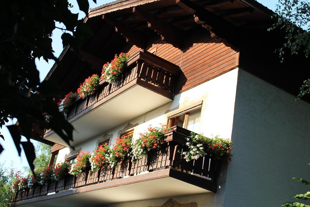 Fruehstueckspension Helmhof Salzburg Dış mekan fotoğraf